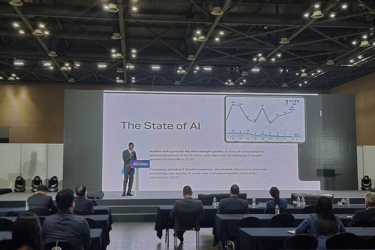 Joel Roberts speaking in a public forum about the state of AI