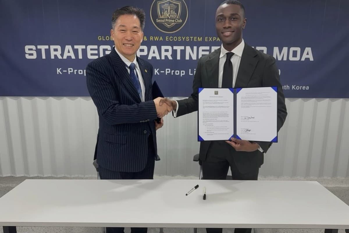Joel Roberts at a formal strategic partnership signing